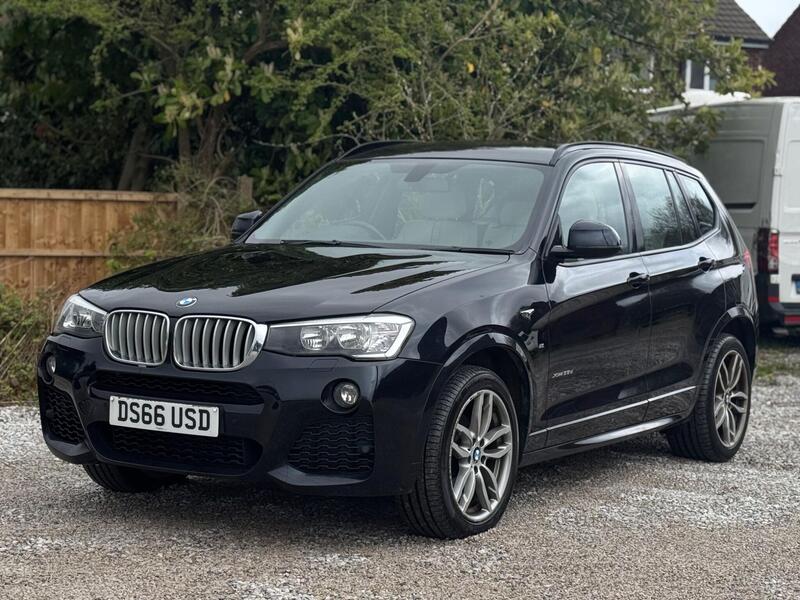 BMW X3 view 5