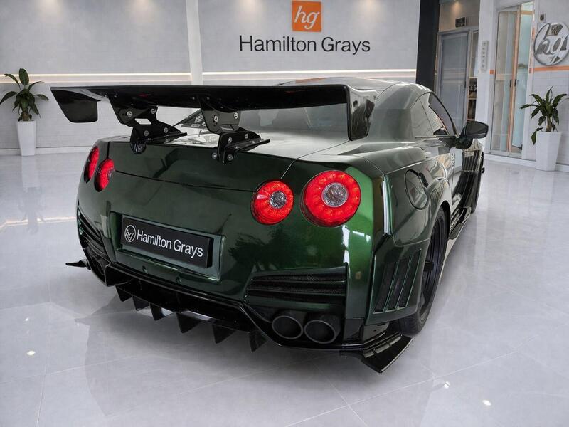 Nissan GT-R view 6