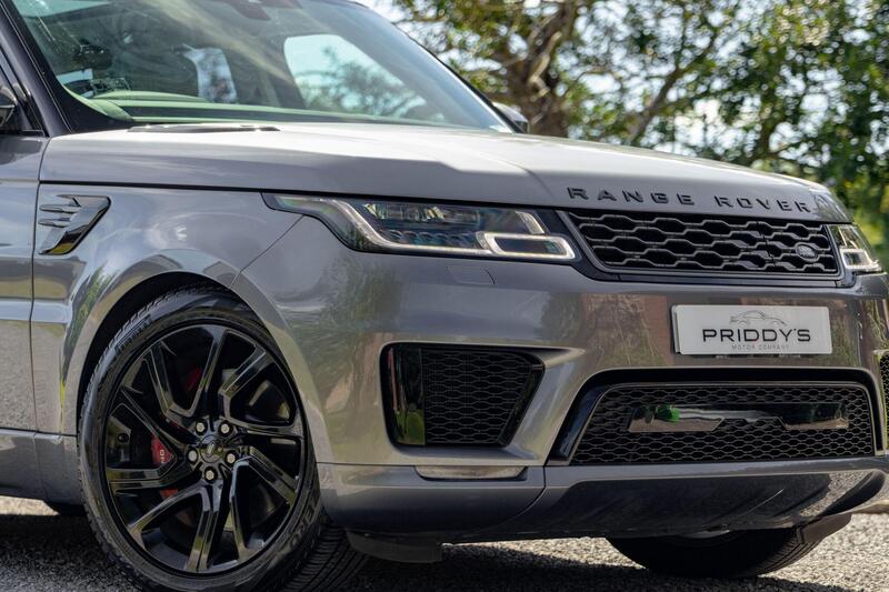 Land Rover Range Rover Sport view 3