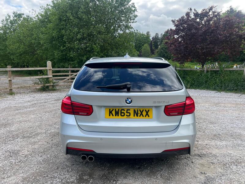 BMW 3 Series view 6