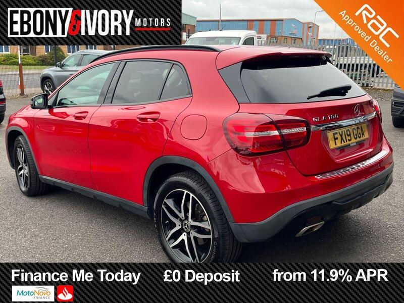 Mercedes-Benz Gla view 3