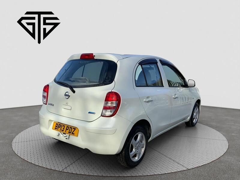 Nissan Micra view 3