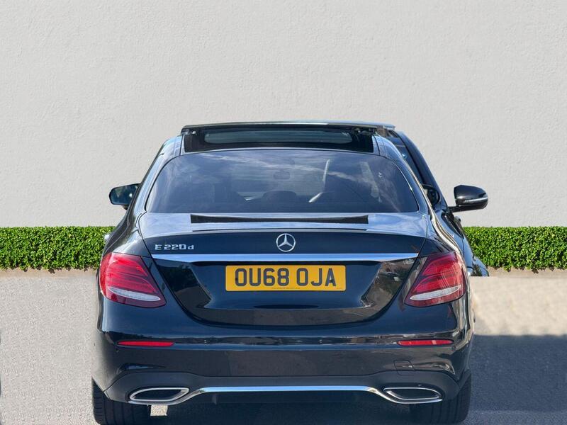 Mercedes-Benz E-Class view 6