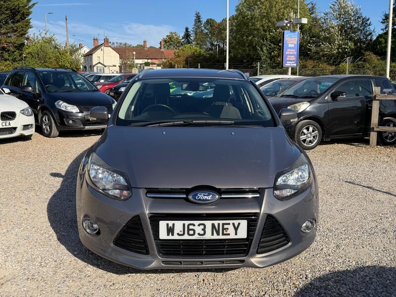 Ford Focus view 4
