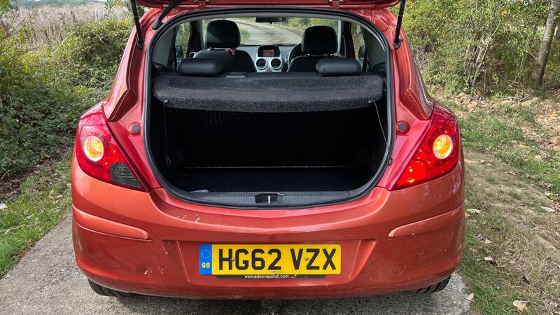 2013 Vauxhall Corsa — photo 10