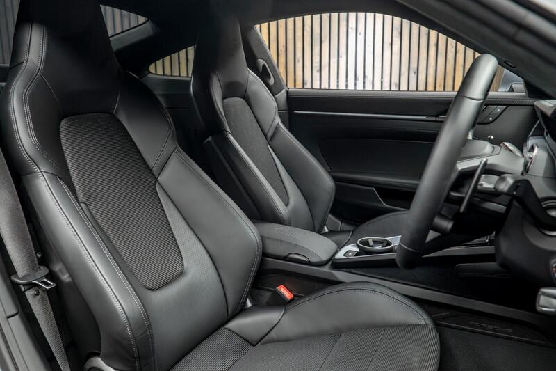 Porsche 911 view 2