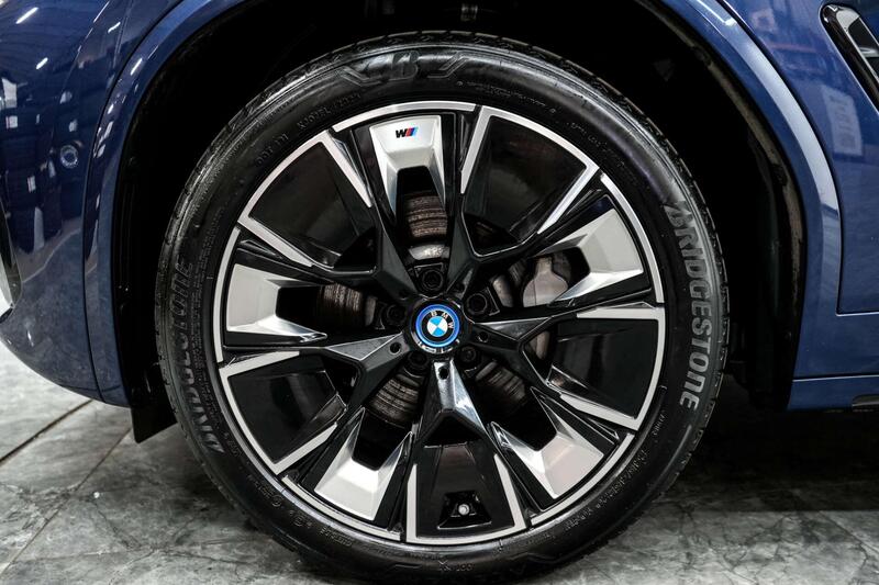 BMW Ix3 view 7