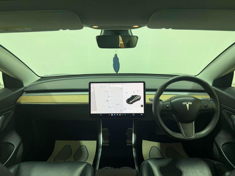 Tesla Model 3 view 5