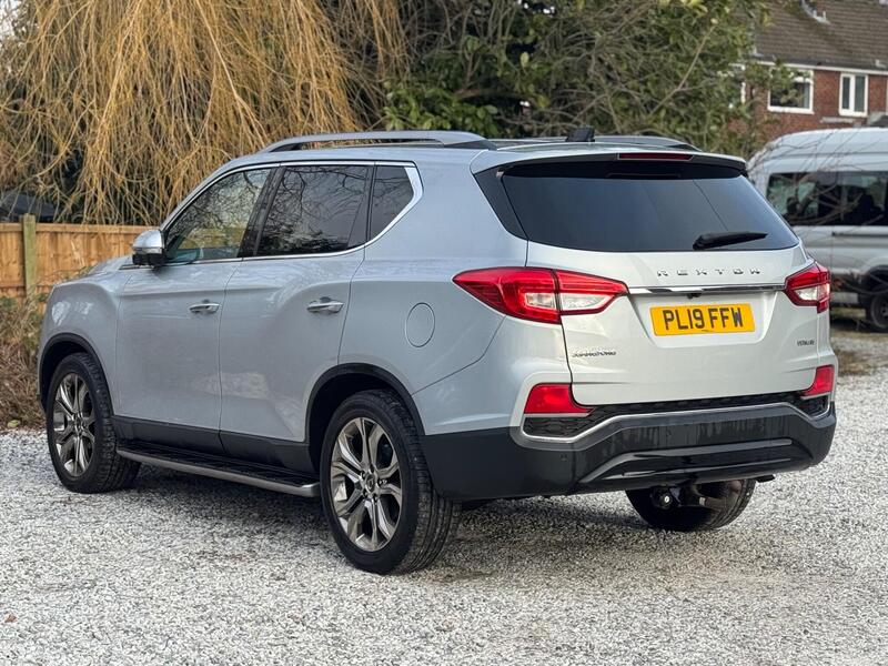 KGM Rexton view 6