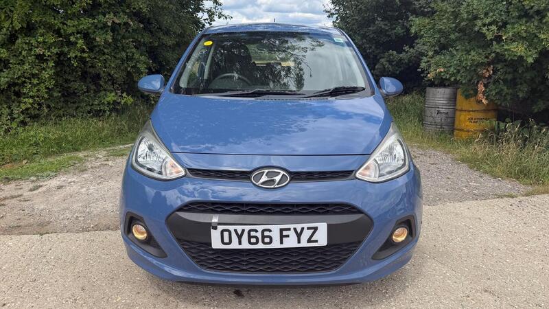 2016 Hyundai i10 — photo 2