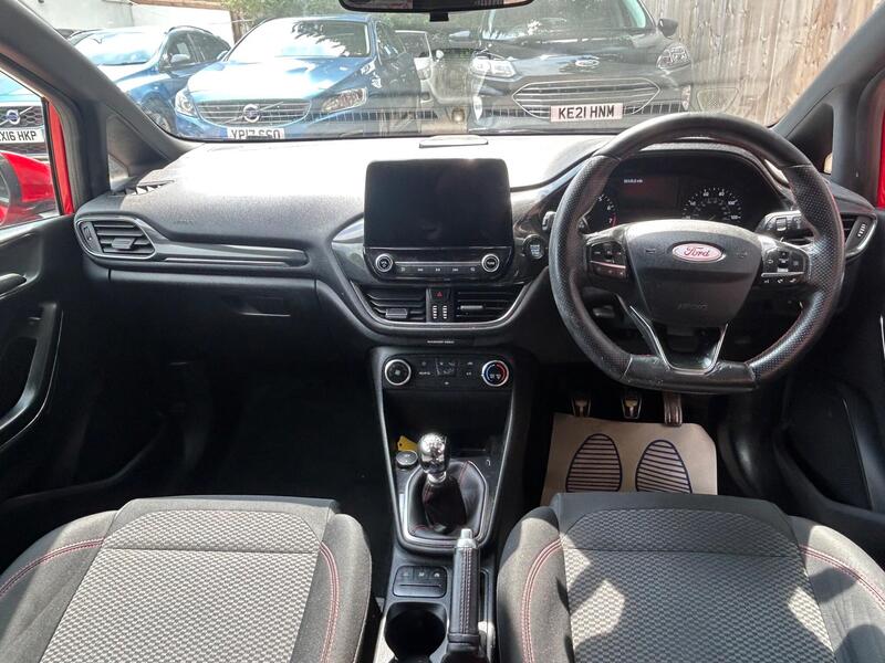 Ford Fiesta view 4