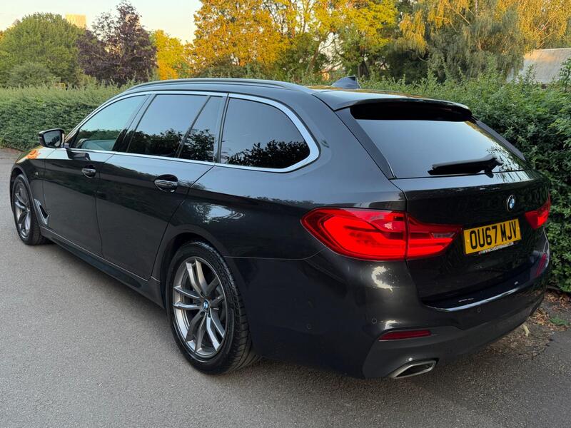BMW 5 Series view 7