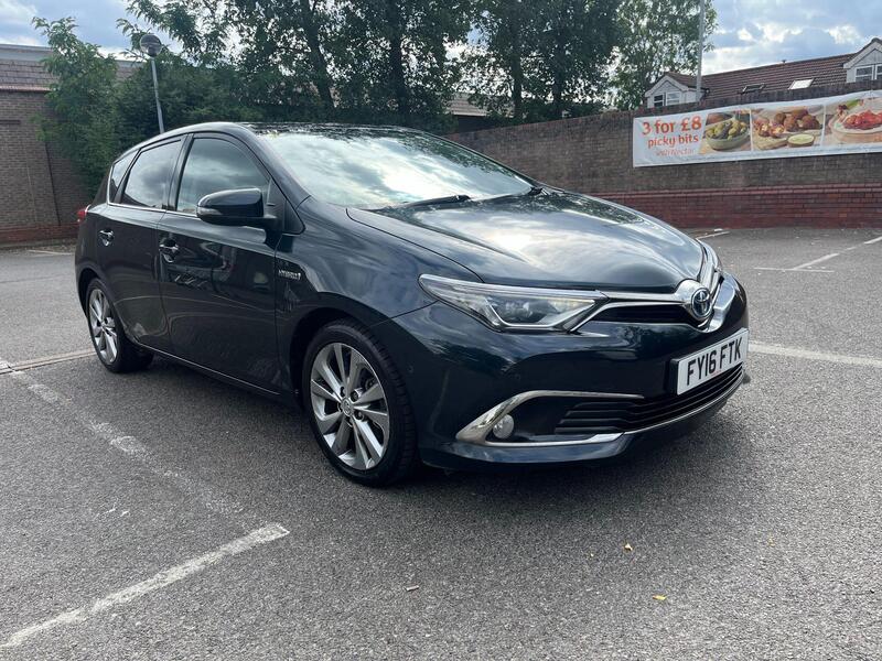 Toyota Auris main image