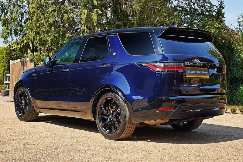 Land Rover Discovery 3 view 4