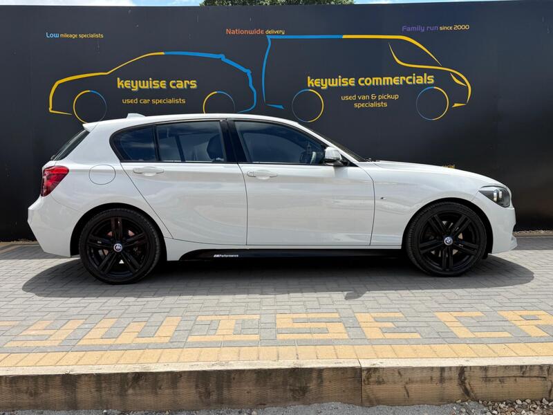 BMW 1 Series view 6