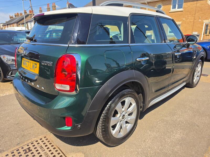 Mini Countryman view 3