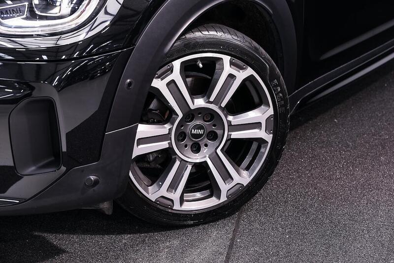 Mini Countryman view 4