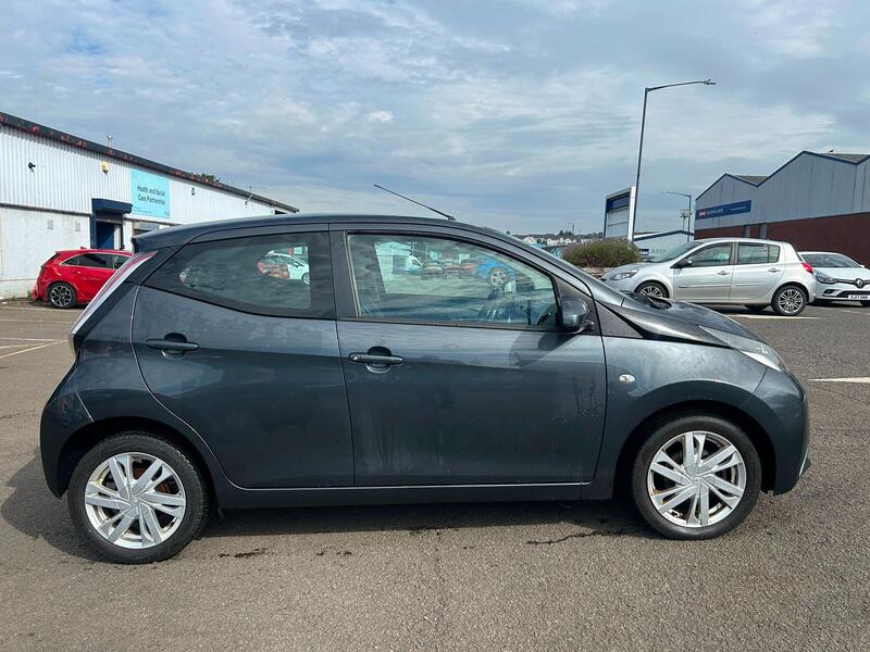 Toyota Aygo view 4