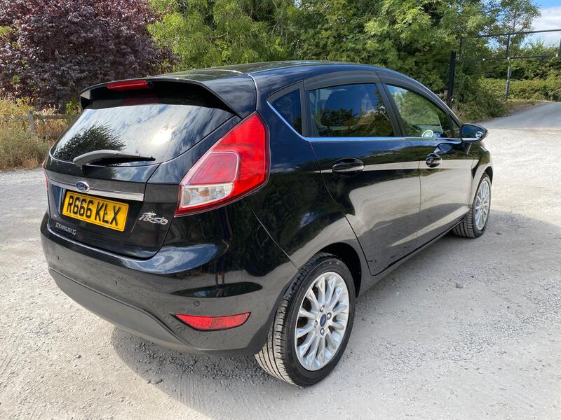 Ford Fiesta view 7