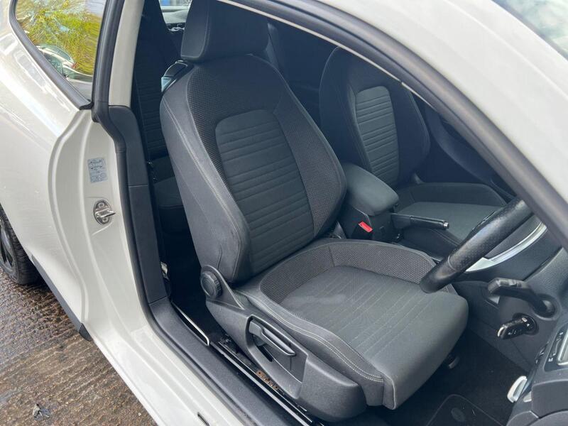 Volkswagen Scirocco view 7