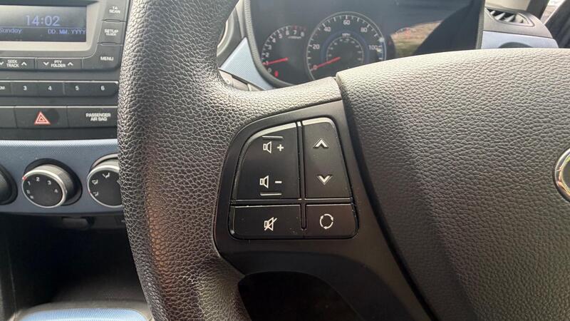 2016 Hyundai i10 — photo 16