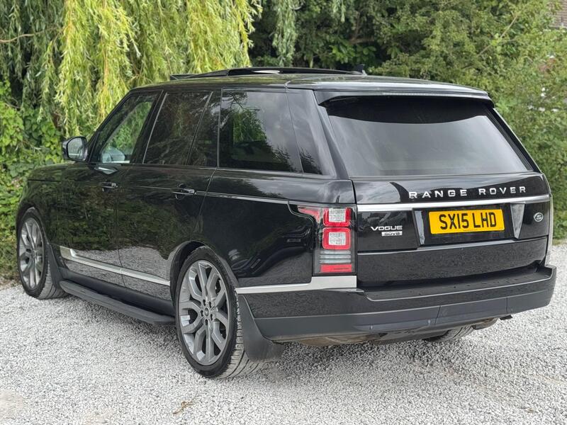Land Rover Range Rover view 6