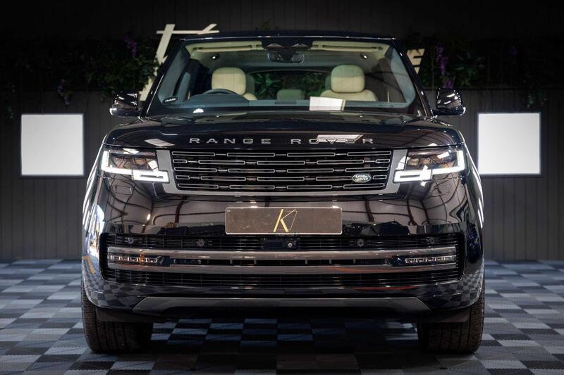 Land Rover Range Rover view 4