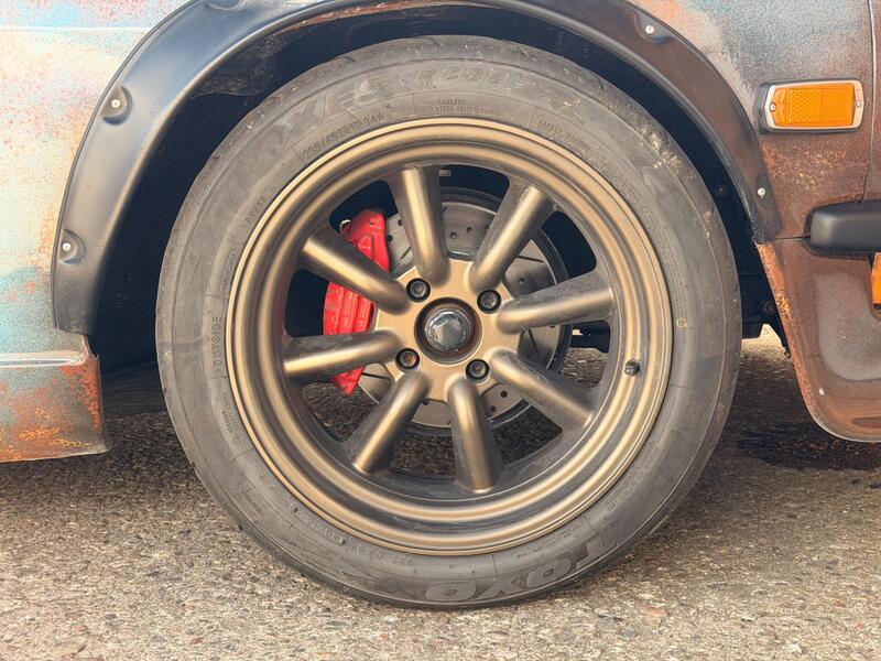 Datsun 240z view 4