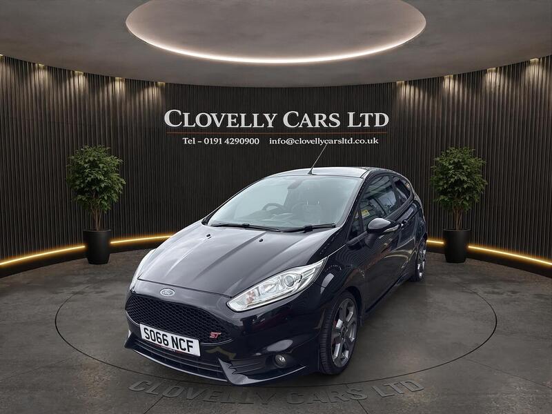 Ford Fiesta view 4