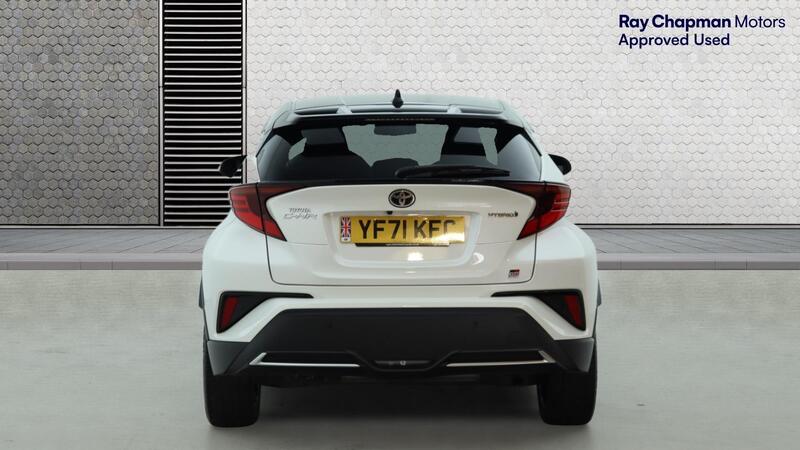 Toyota C-HR view 7