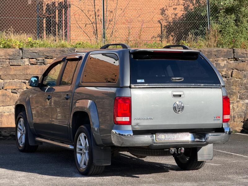 Volkswagen Amarok view 5