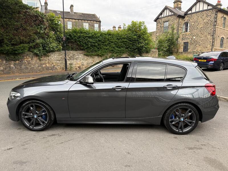 BMW 1 Series view 6