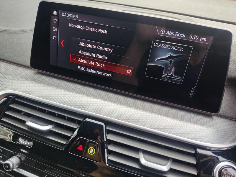BMW 5 Series view 19