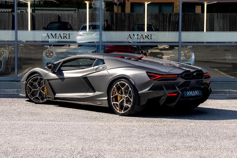 Lamborghini Revuelto view 3