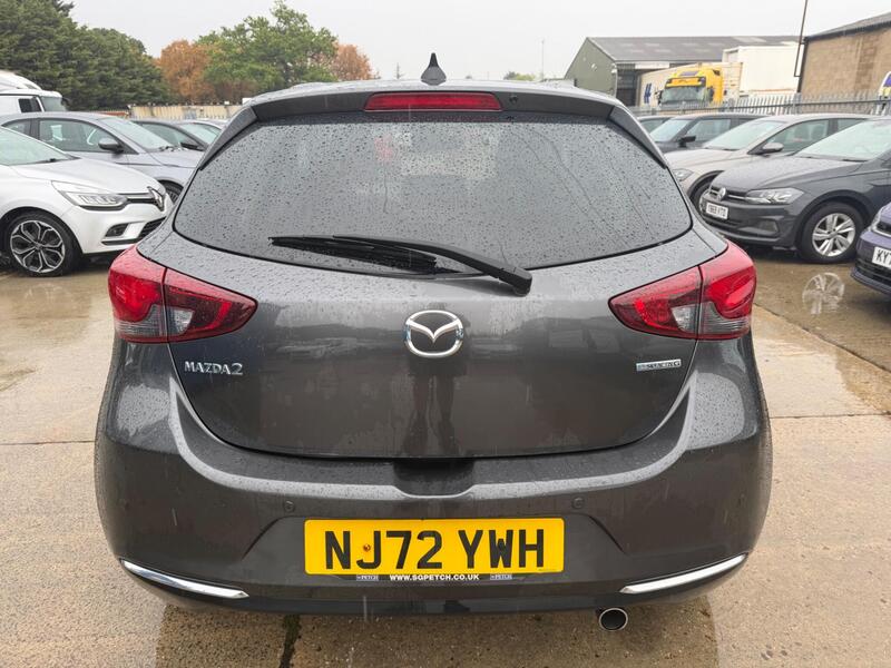 Mazda Mazda2 view 7