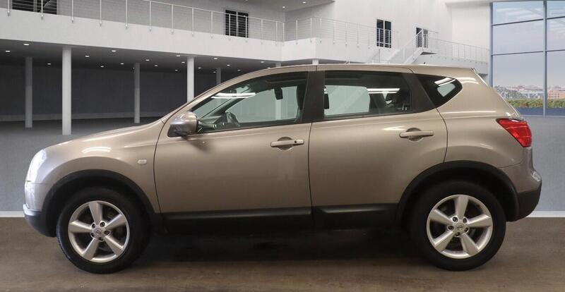 Nissan Qashqai view 4