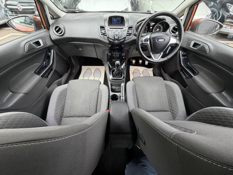 Ford Fiesta view 4