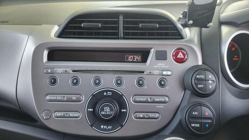 2010 Honda Jazz — photo 25