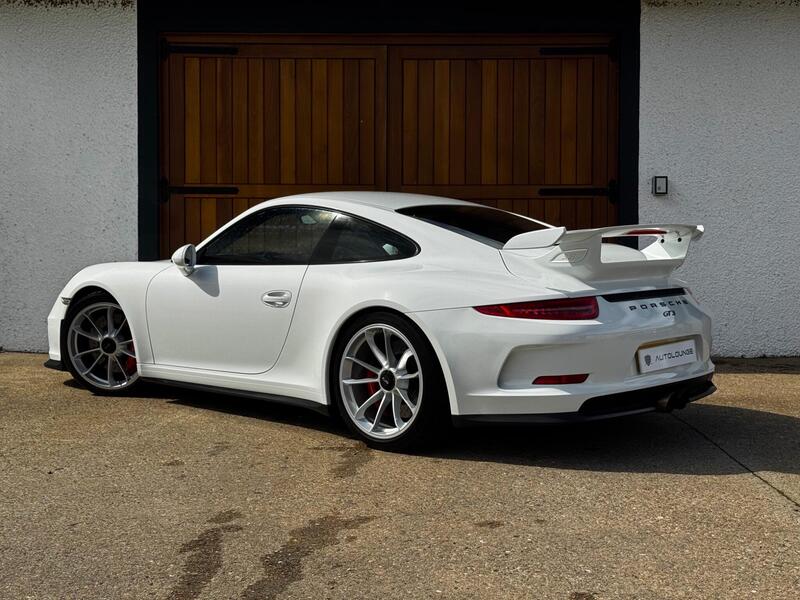 Porsche 911 view 2