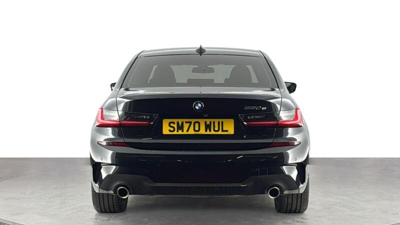 BMW 3 Series view 5