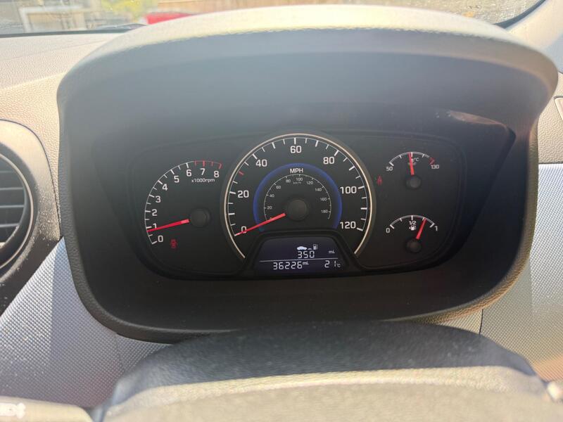 2014 Hyundai i10 — photo 23