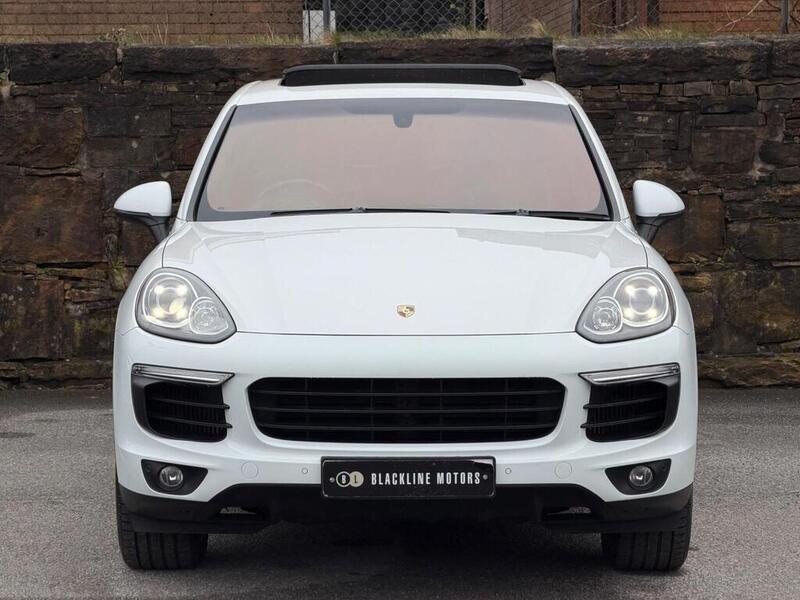 Porsche Cayenne view 2