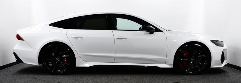 Audi RS7 view 3