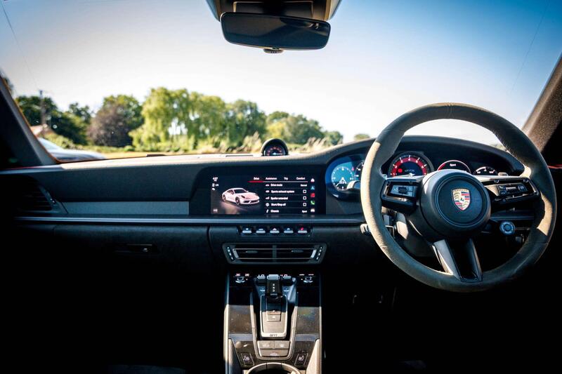 Porsche 911 view 3