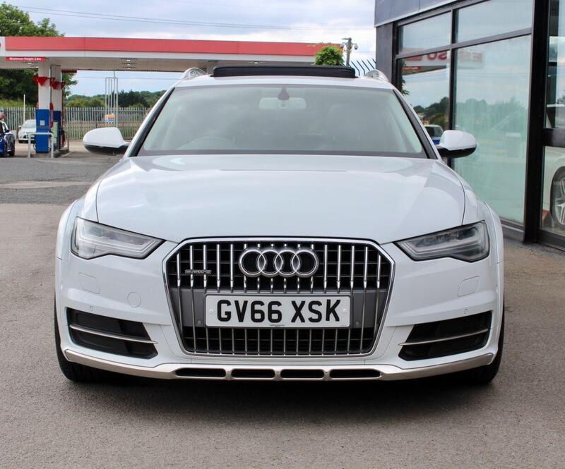 Audi A6 Allroad view 2