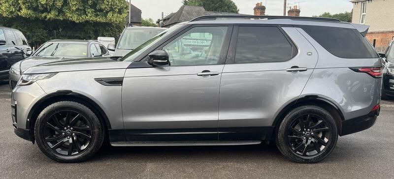 Land Rover Discovery view 2