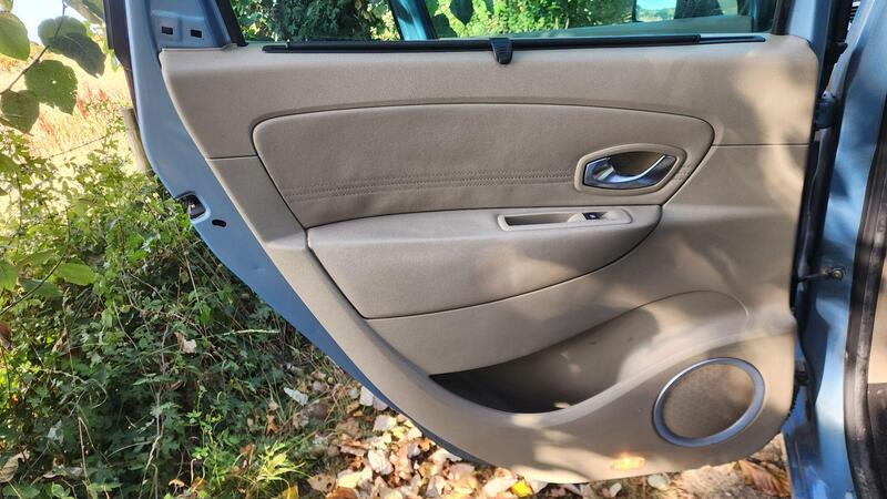 2010 Renault Scenic — photo 53
