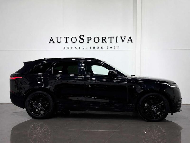Land Rover Range Rover Velar view 3