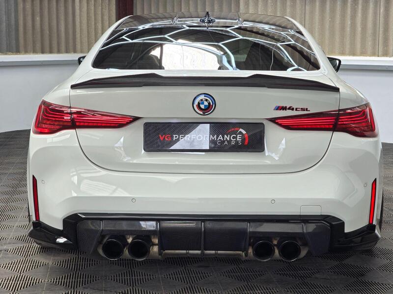 BMW M4 view 7