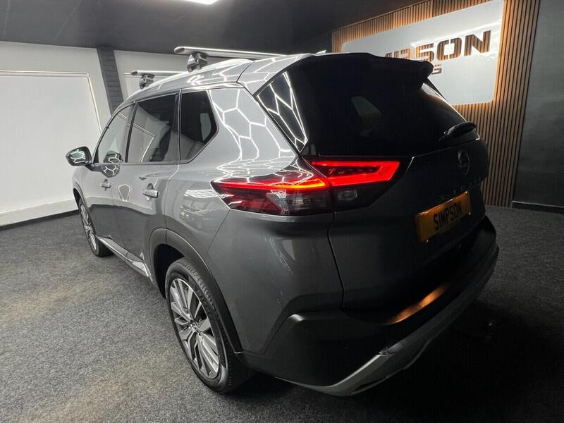 Nissan X-Trail view 5